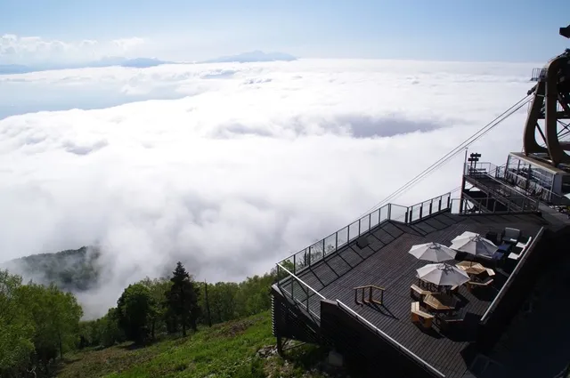 長野県「雲の上のカフェ」
