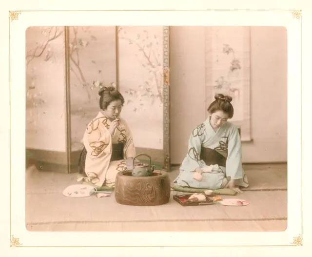「100年前の美しい日本」女性