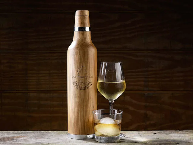 これは飲んでみたい！ウイスキーやワインを、数時間で熟成させる「木製ボトル」 | TABI LABO