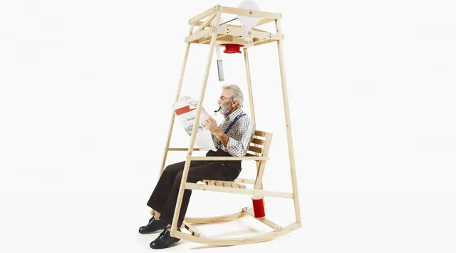 Helinox×Monroのロッキングチェア」ビー！編集部 | TABI LABO