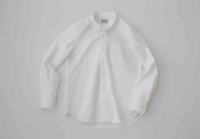 「究極の白シャツ」