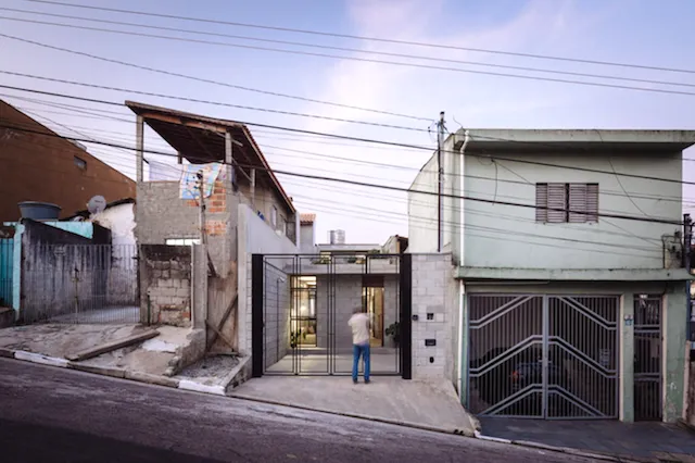 低予算「コンクリートブロックの家」ブラジル