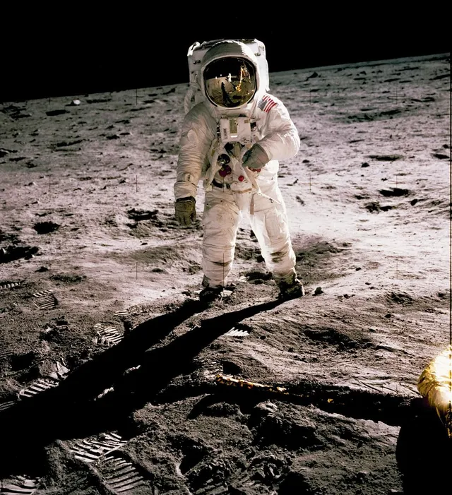 月面着陸した宇宙飛行士